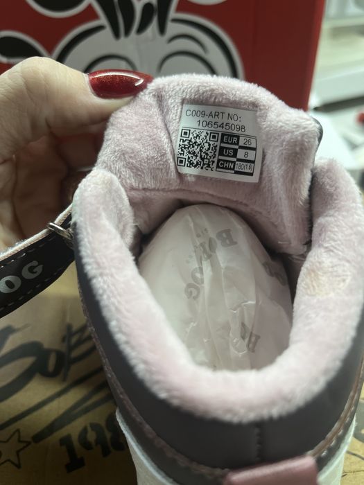 Продам ботинки на девочку