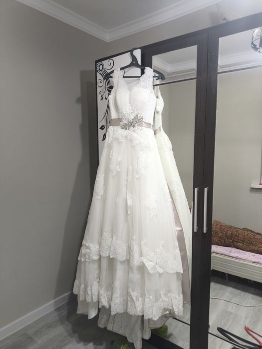 Продам свадебное платье  42- 44