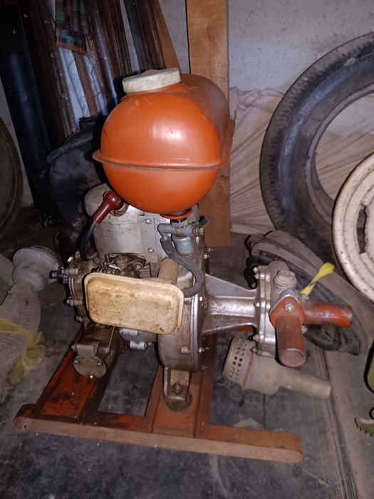 Насос для воды, двигатель