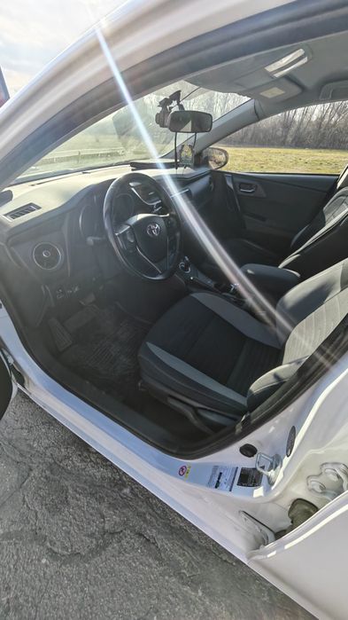 Toyota Auris 2016 hibrid GPL