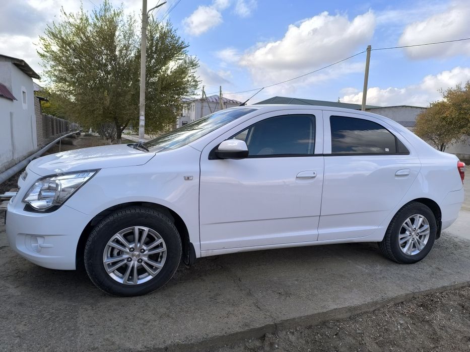 Кобальт сатылады, пробег 24000 км, полный шумка, метан 4 поколение