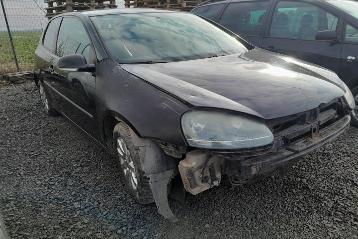 Comanda AC 1K0820047JD 1K0820047JD Volkswagen VW Golf a 5-a generatie