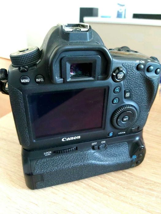 Aparat foto Canon 6D Full frame, 41570 cadre, set complet - 4800 RON