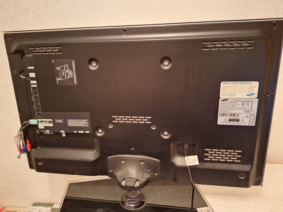 Продам рабочий тевизор марки самсунг