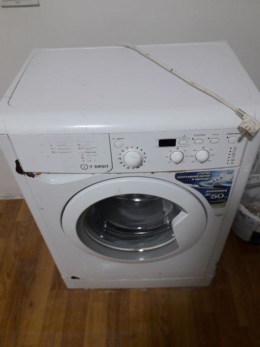 ПРОДАМ стиральную машину Индезит.