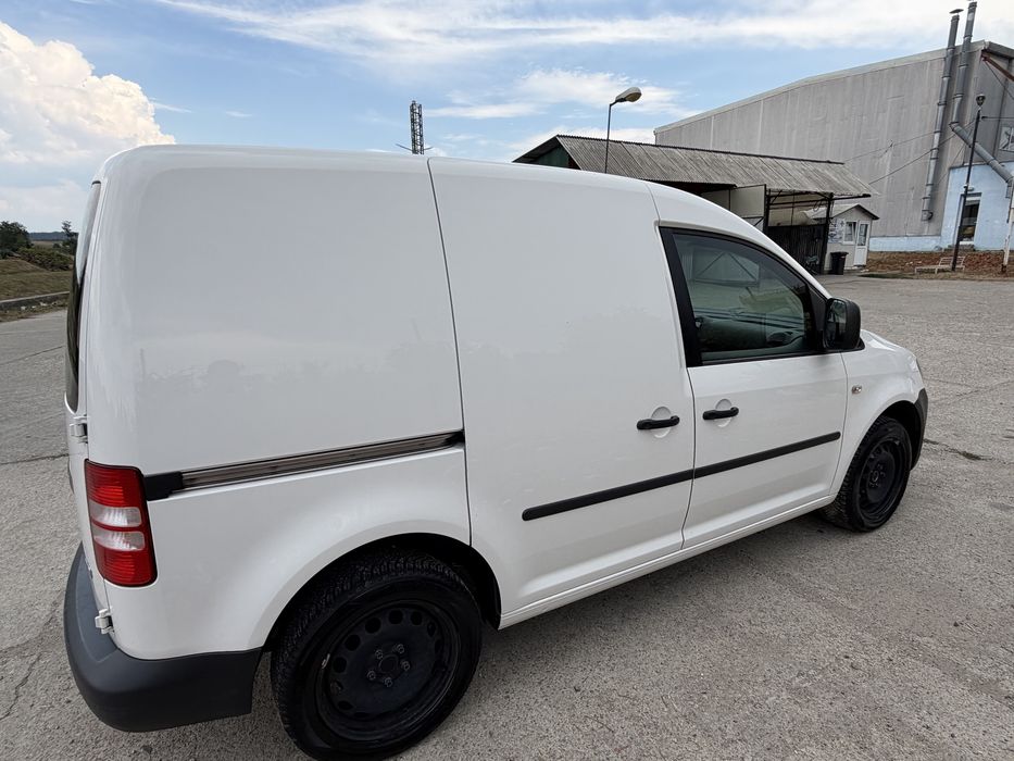VOLKSWAGEN Caddy 2012 — imagine 4