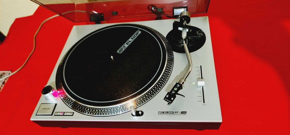 Reloop RT- M K 3 USB Professional Quartz Controlled Direct Drive