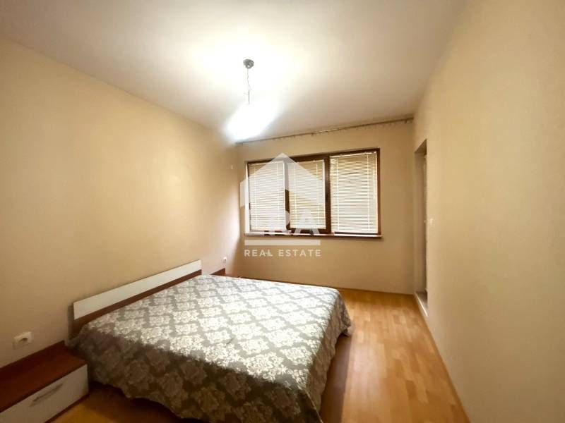 Двустаен обзаведен апартамент под наем, в тухлена сграда, район Окръжн