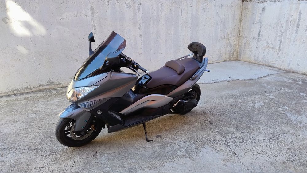 Yamaha T-max 500