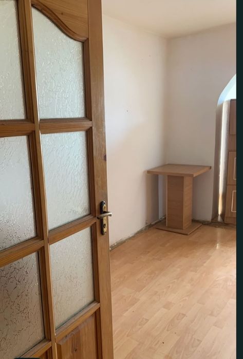 Garsoniera zona Buziasului  24 m