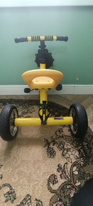 Велосипед трехколесный