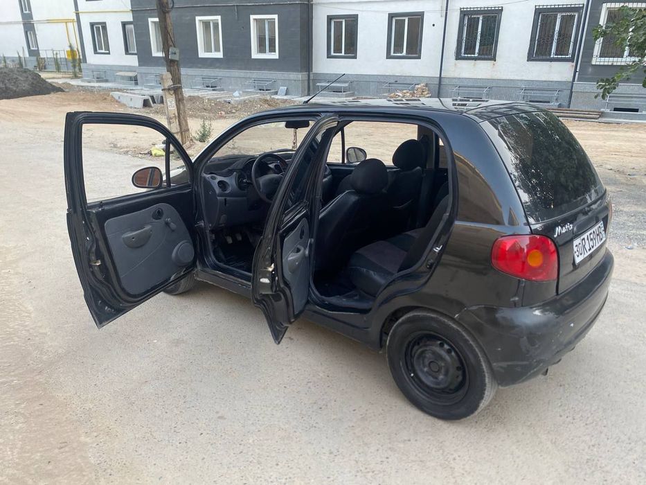 Холати яхши колган малумот телефон оркали
Yili 2013
Rangi qora
Gazi pr