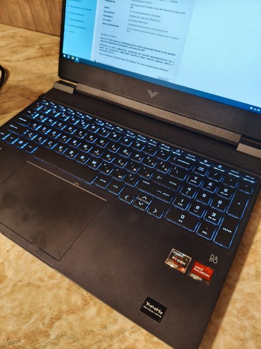 HP Victus 15 sotiladi