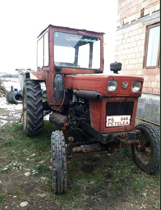 Tractor U650, anul 1989
