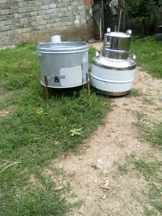 Vand cazane pentru făcut tuica din inox sau din cupru 
Cazane. Este în