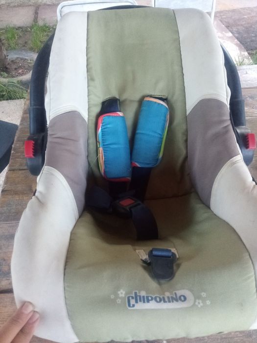 Детско столче (кошче) за кола