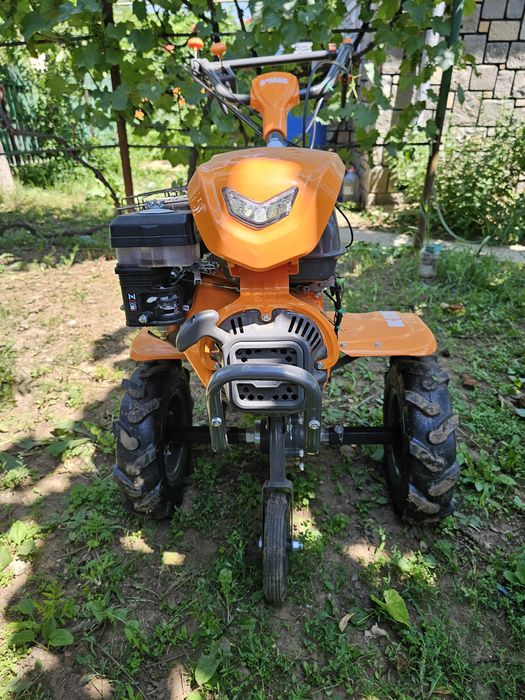 Motocultor O'Mac MC 8000S (8 CP, Loncin) + Remorcă cu scaun și Freze - Pachet Complet