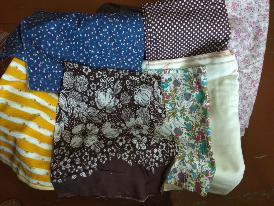 Продаю ткани,отрезы, очень качественные,разных расцветок