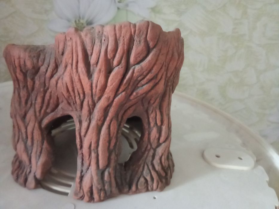 Декорации пень-дерево