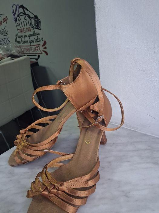 Бальные танцевальные туфли