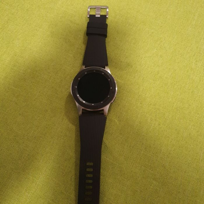 Смарт часовник SAMSUNG