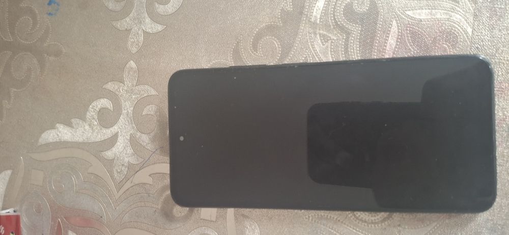 Продам срочно телефон redmi note 11