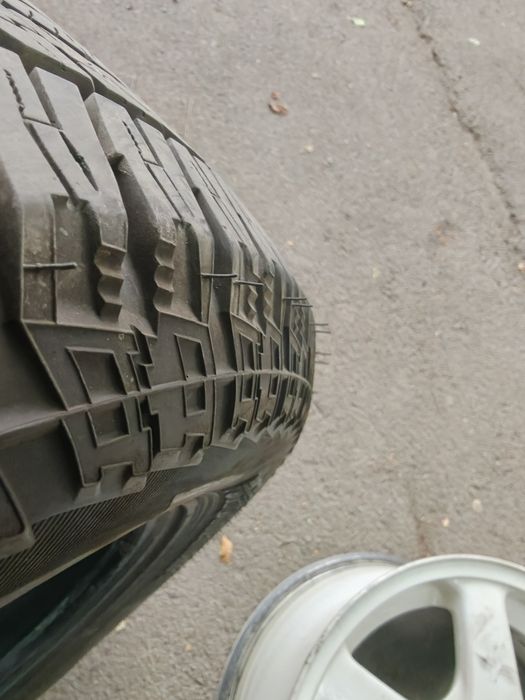 Yokohama 225/65r17
