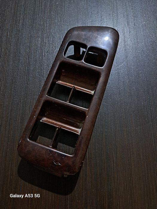 Блок управления стеклоподьемника