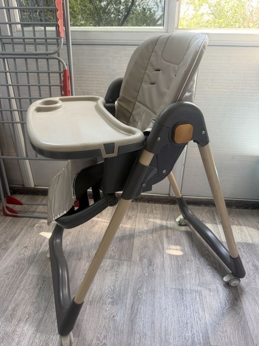 Продам Детский столик