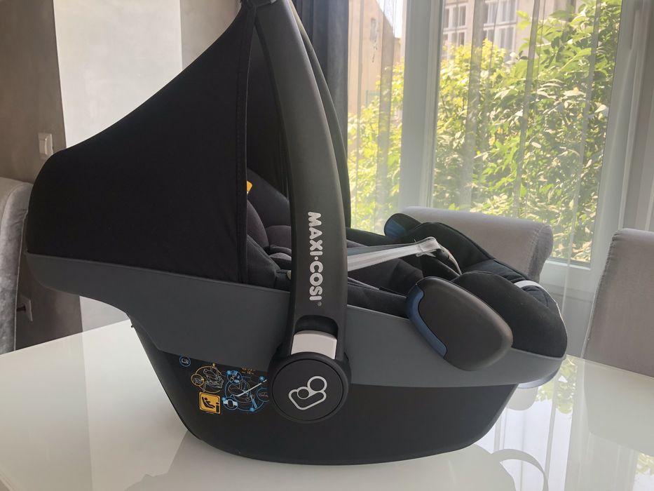 Стол за кола Pebble Pro i-Size