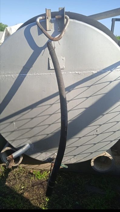 Продам бочку 3 куба