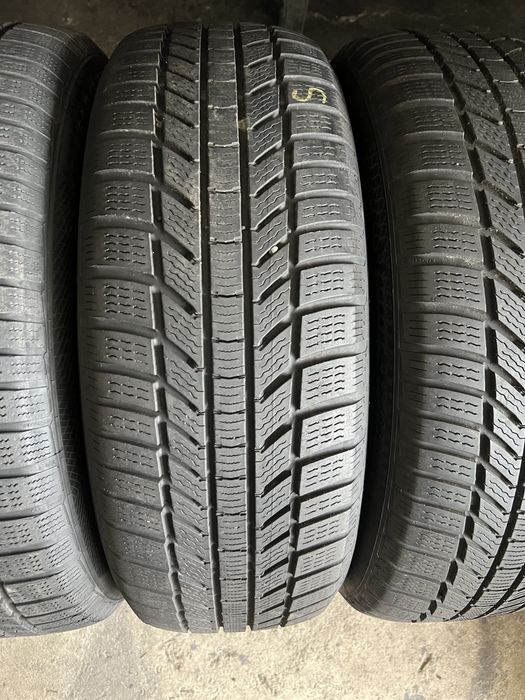 4 anvelope de iarna 215/60/17 Continental 6 mm!