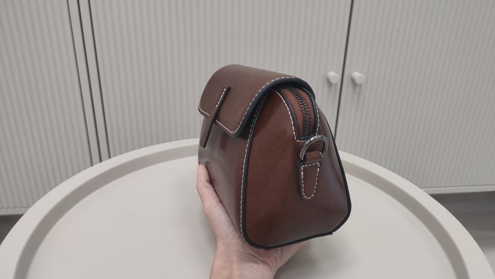 Кросбоди чанта естествена кожа бяла, кафява, синя