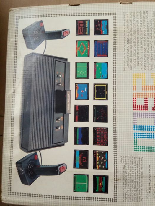 Продавам стара  телевизионна игра