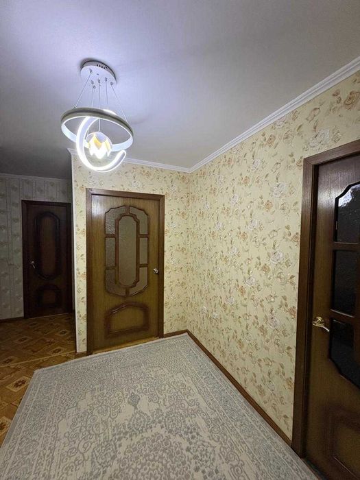 ПРОДАМ 3 к.кв. в 8 мкр-не