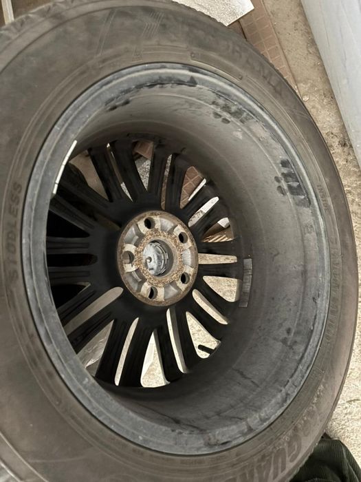 Комплект дисков с резиной