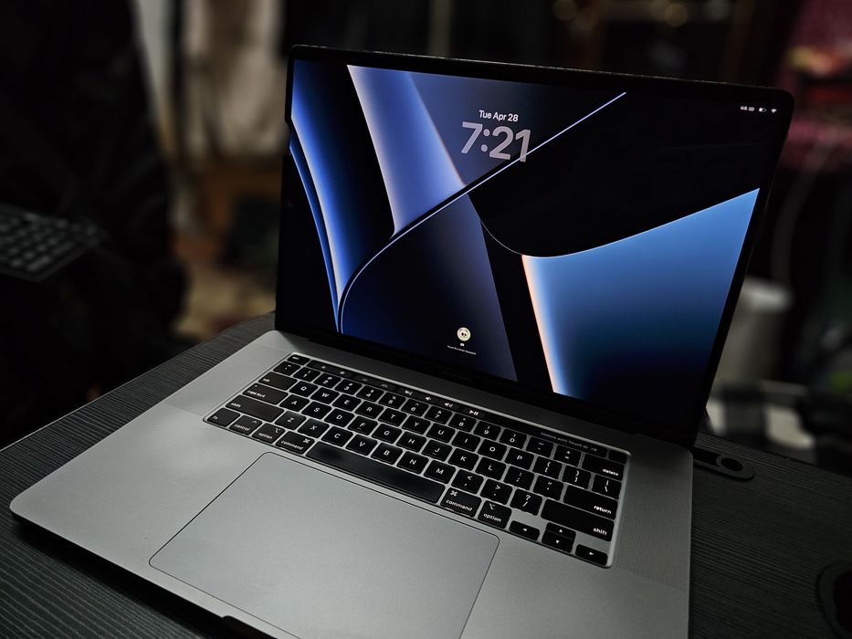 Macbook pro core i9 2019
