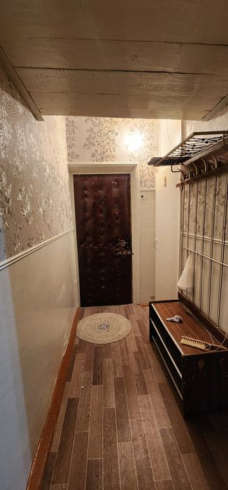 Квартира в Гулистан  2х комнатная.возможно под магазин или салон