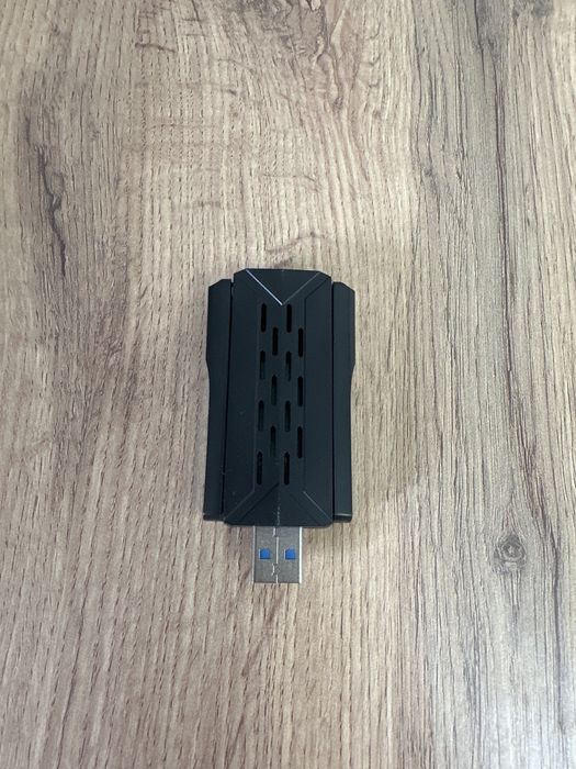 продам Wi-Fi адапаптер VELTEX AX900B черный