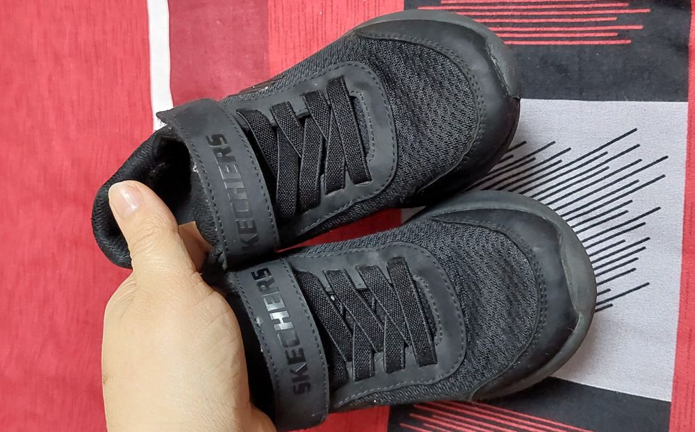 Sneakers marime 29 set 2 bucati