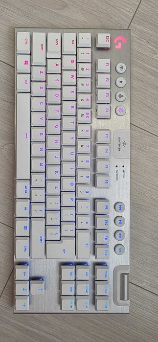 Tastatura Gaming Logitech G915 TKL Lightspeed Wireless