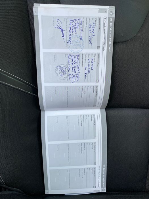 Volvo V40 D4 190CP | Panoramic | Harman Kardon | Istoric + CarVertical | Direcție nouă GARANȚIE