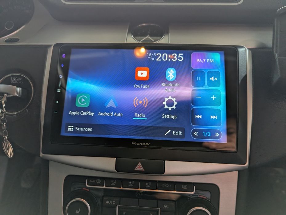 Navigație dedicată VW Passat B6/B7/CC Pioneer SPH-PF97BT 4X50W