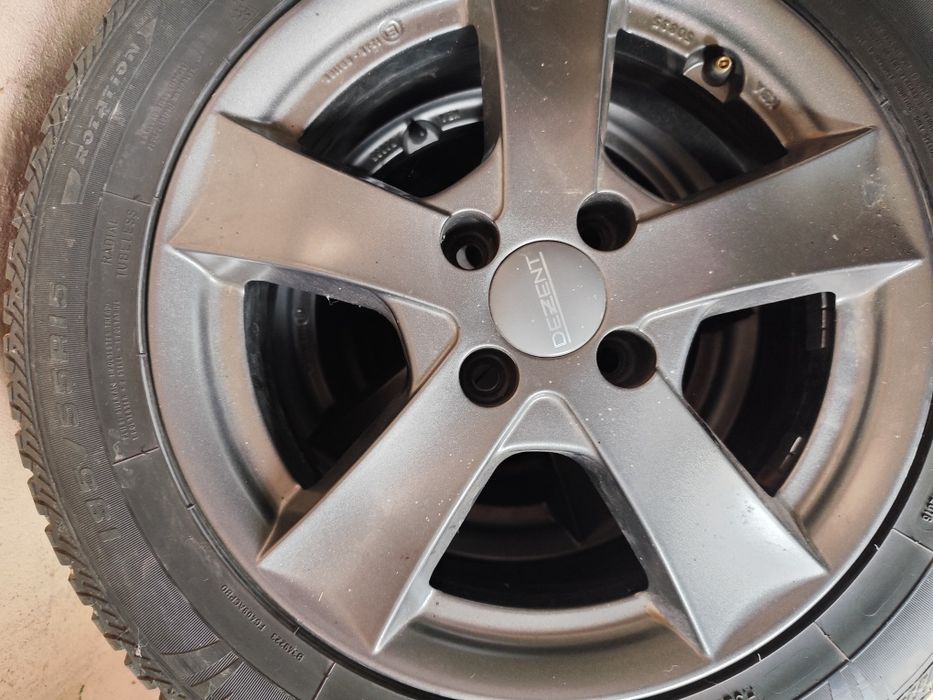 Cauciucuri cu jante Dezent 195x55 r15