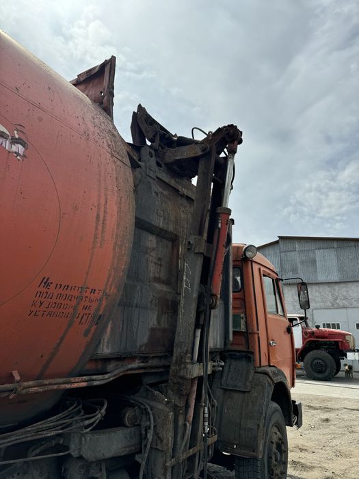 Продам мусоровозную установку 22м3