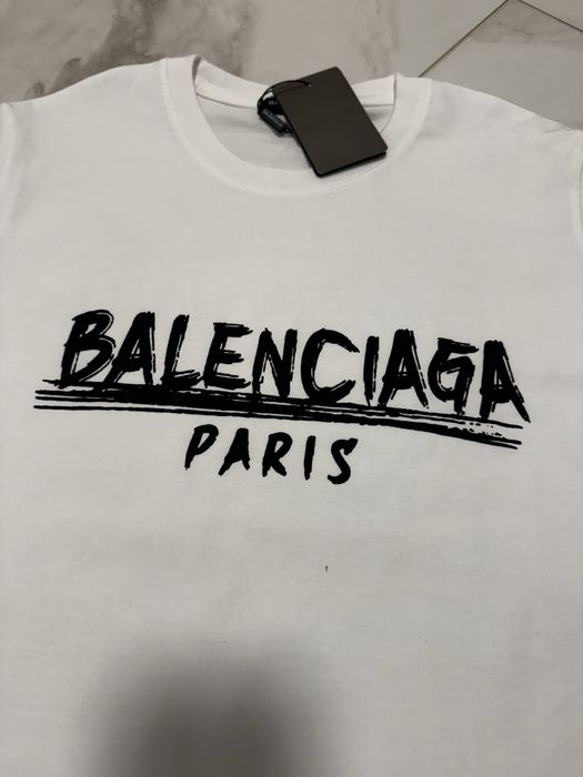 Tricou Balenciaga