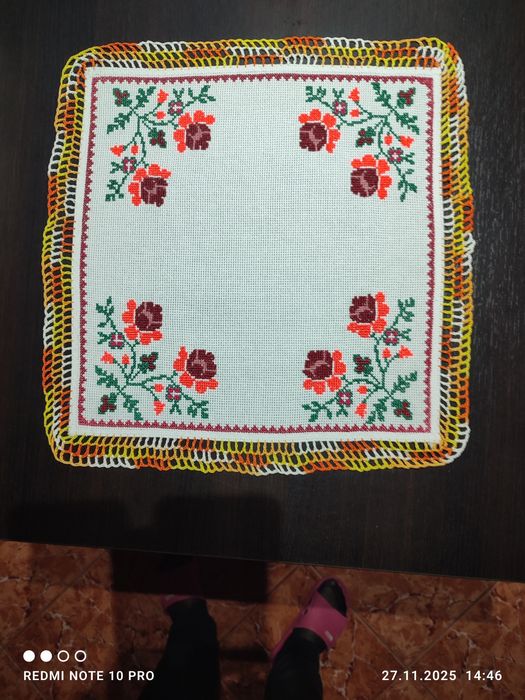 Batiste cusute de mână