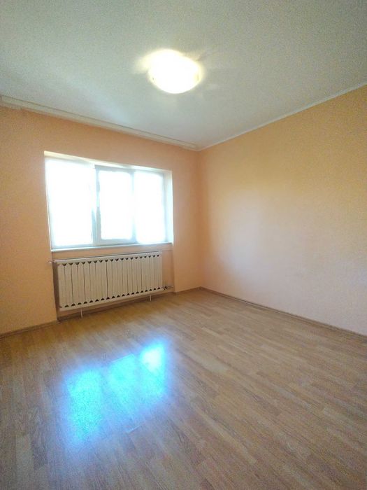 De inchiriat apartament 2 cam. nemobilat, Rogerius