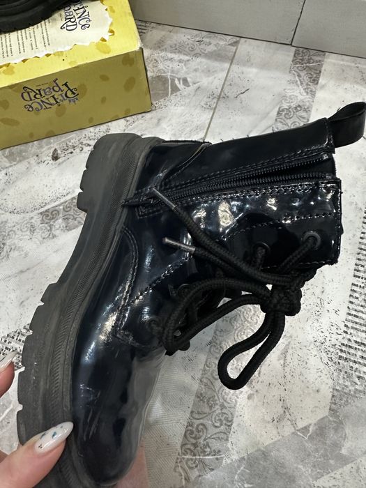 Ботинки для девочки