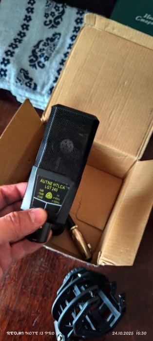 Канденсаторный микрофон студия